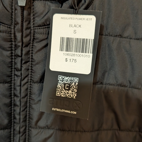 Cuts Clothing Insulated Black Vest - Picture 3 of 5